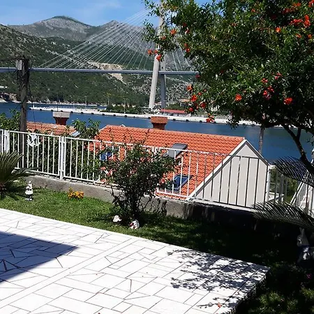 Sirena Guest house 3*