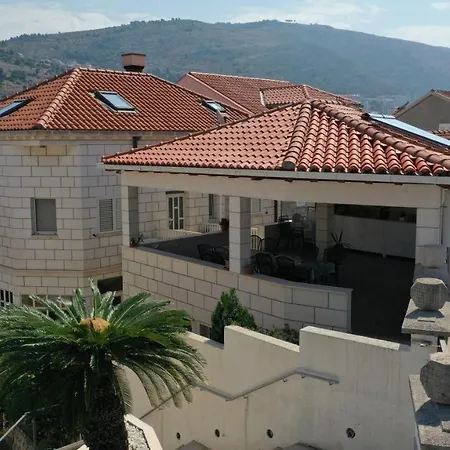 Sirena Guest house